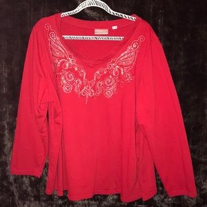 Long sleeve shirt. Size 22-24